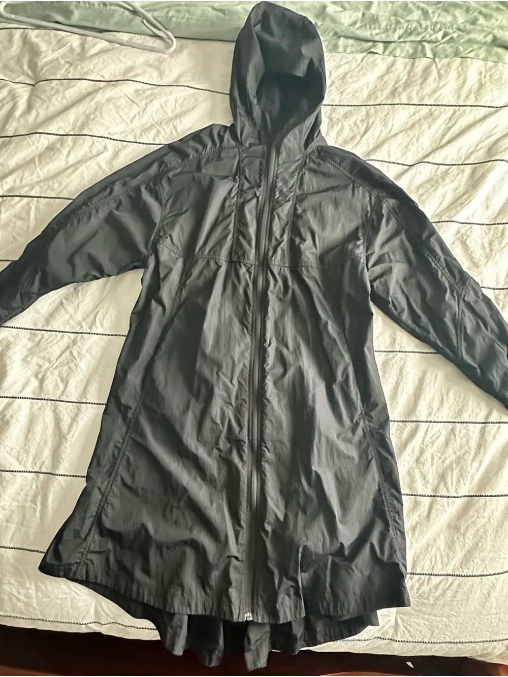 lululemon athletica Black Women's Long Hooded Raincoat